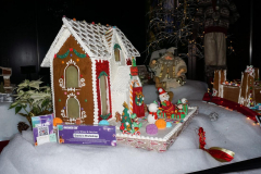 dorothy-dorothy_2_OpenGalDSC07946-Santas-Workshop1