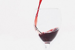 Norm-Ingram-Red-Wine-3