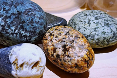 Kirby-Wang-20251124_143542ColourStones1-mpc
